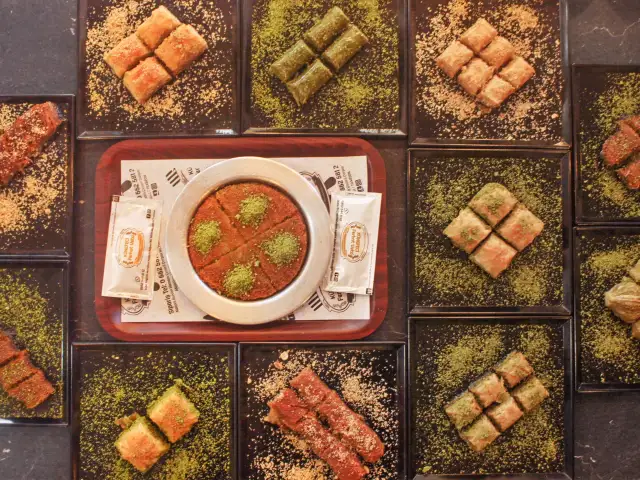Künefeci Ferhat Usta'nin yemek ve ambiyans fotoğrafları 1