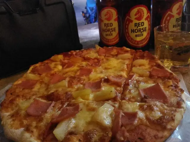 Calda Pizza Food Photo 6