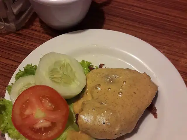 Gambar Makanan Ayam Tulang Lunak Malioboro 8