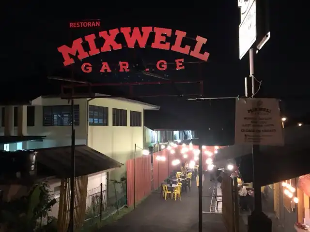 Mixwell Garage Restaurant Food Photo 13