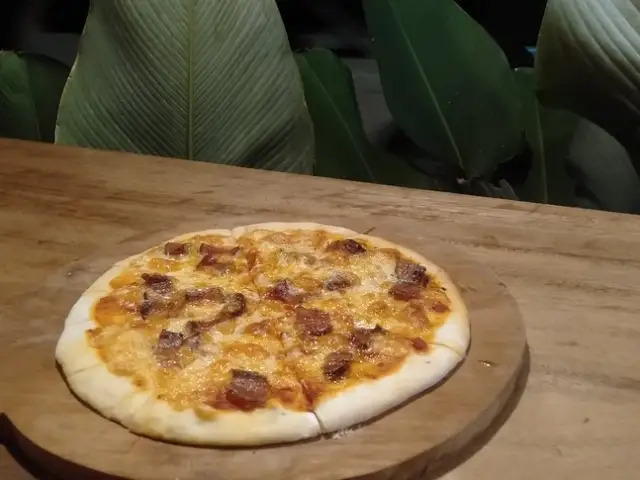 Gambar Makanan Bella Pizza Ubud 12