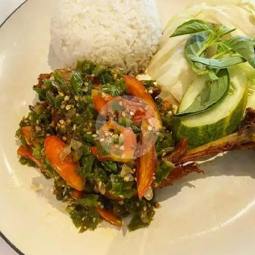 Gambar Makanan Ayam Pedas Banyuwangi Mbok Yen 6