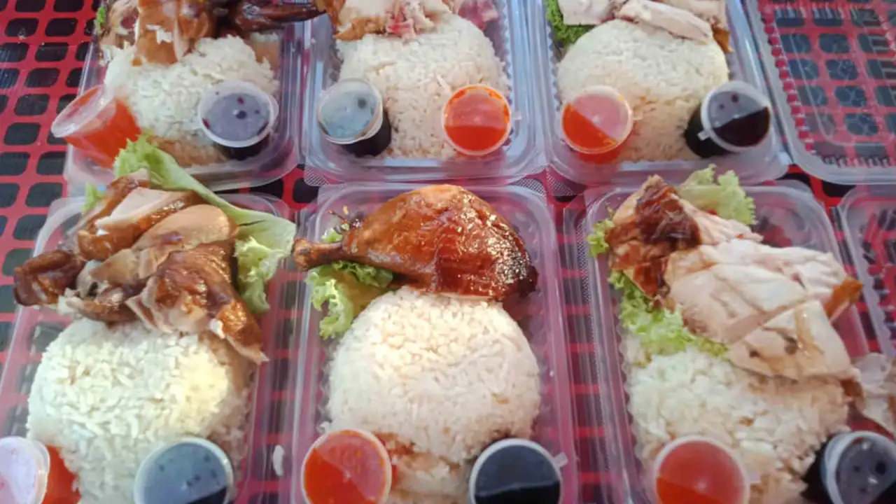 Nasi Ayam Hillpark