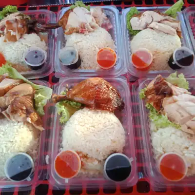 Nasi Ayam Hillpark