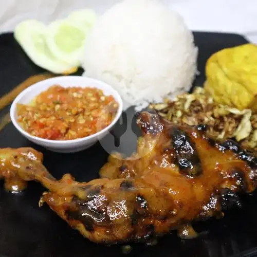 Gambar Makanan Ayam Gepuk Pak Gembus Cabang Siteba,  Gajah Mada 7