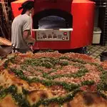 Pizza Locale'nin yemek ve ambiyans fotoğrafları 5