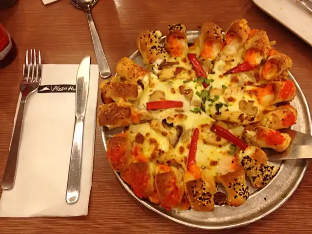 Pizza Hut Food Photo 2