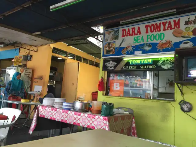 Beef Rendang and Pulut @ Medan Selera Bentong Food Photo 2