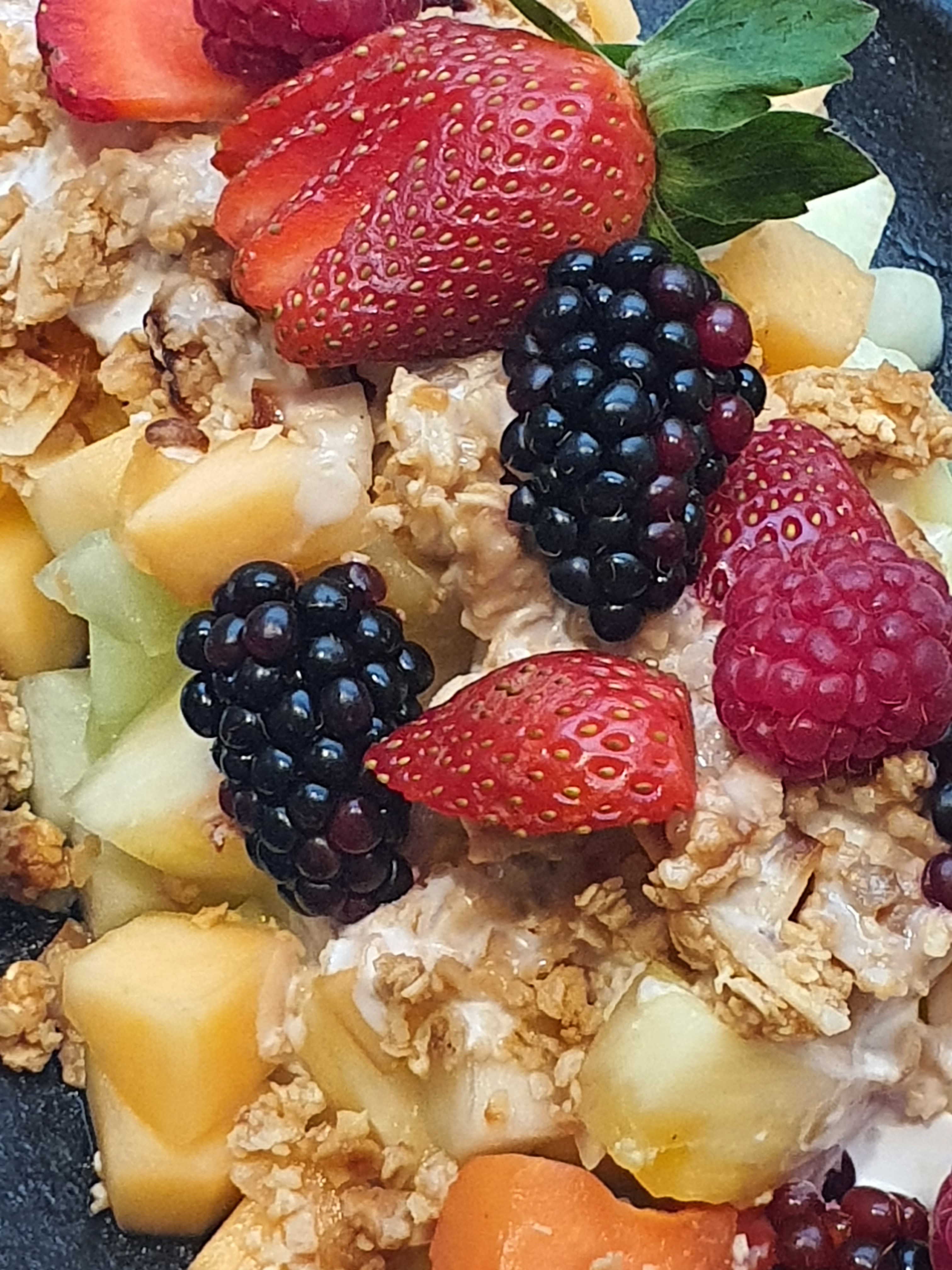 Harga menu Satoo Garden Restaurant & Lounge Hotel ShangriLa Jakarta