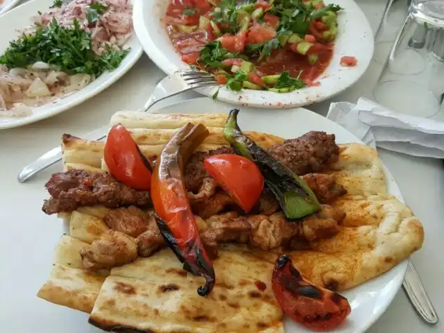 Kaburgacı Ocakbaşı Mustafa'nin yemek ve ambiyans fotoğrafları 17