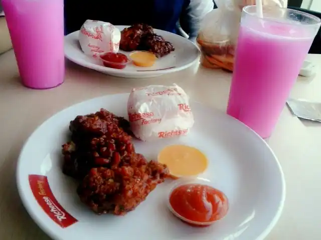 Gambar Makanan Richeese Factory 16