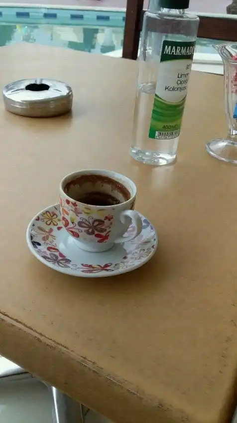 Pasha Park Havuz Cafe
