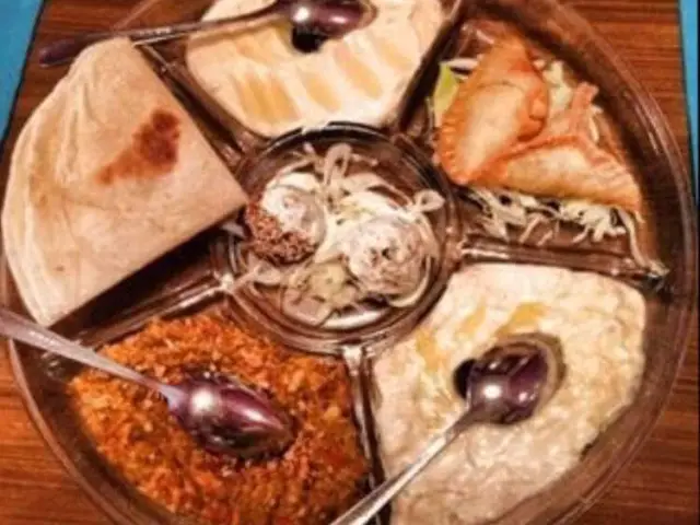Shomal Kebabs & Curries Food Photo 12