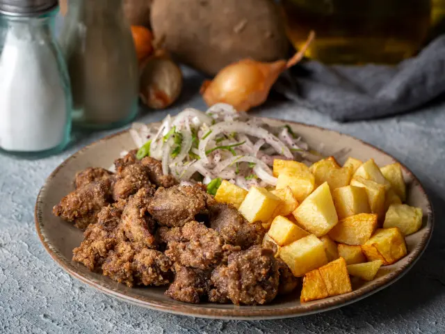 Guru Soğan Gavurma'nin yemek ve ambiyans fotoğrafları 1