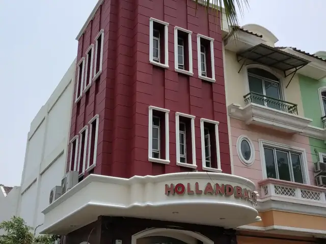 Gambar Makanan Holland Bakery 8