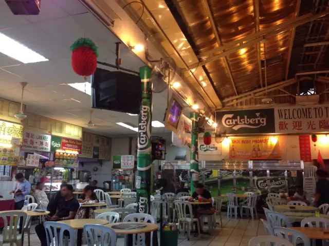 Mon-Niela Food Famous Salad - Tang City Food Court Food Photo 2