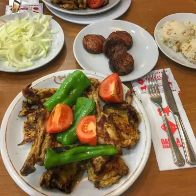 Damla et Kebap ve Izgara salonu