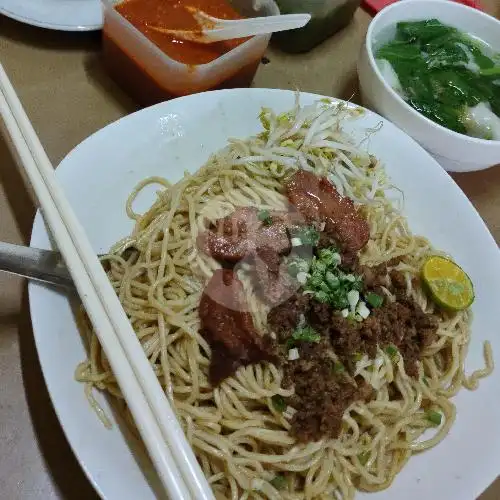 Gambar Makanan Bakmie Fuklai, Lingkaran 5