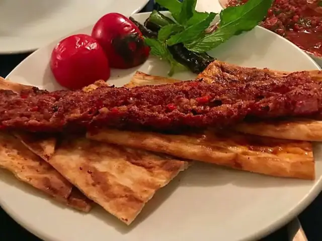 Harbi Adana Kebap & kaburga'nin yemek ve ambiyans fotoğrafları 78