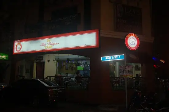 De' Truly Malaysian Cafe