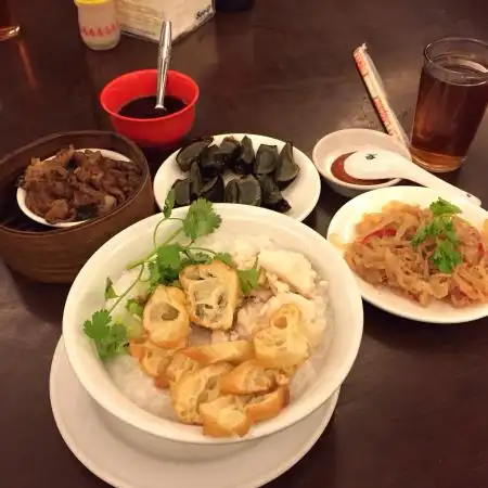 Gambar Makanan Hong Sin Restaurant 9