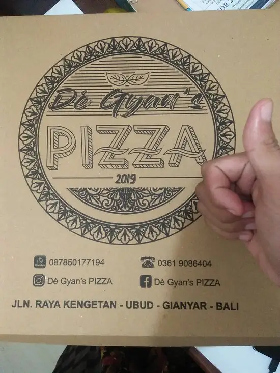 Gambar Makanan De Gyan's Pizza 10