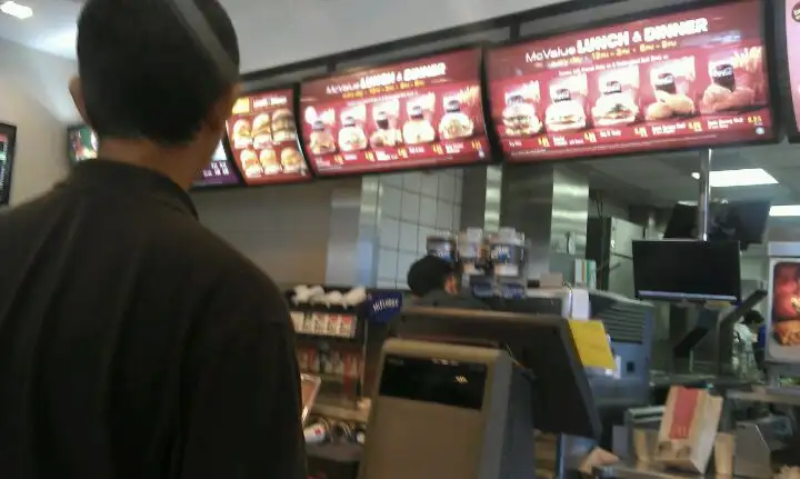 McDonald's & McCafé Food Photo 3