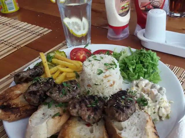 Tuzla Caz Kafe'nin yemek ve ambiyans fotoğrafları 6