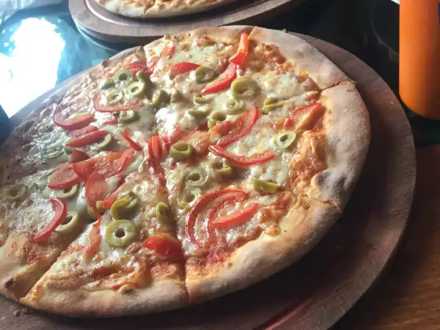 Abone Pizza'nin yemek ve ambiyans fotoğrafları 19