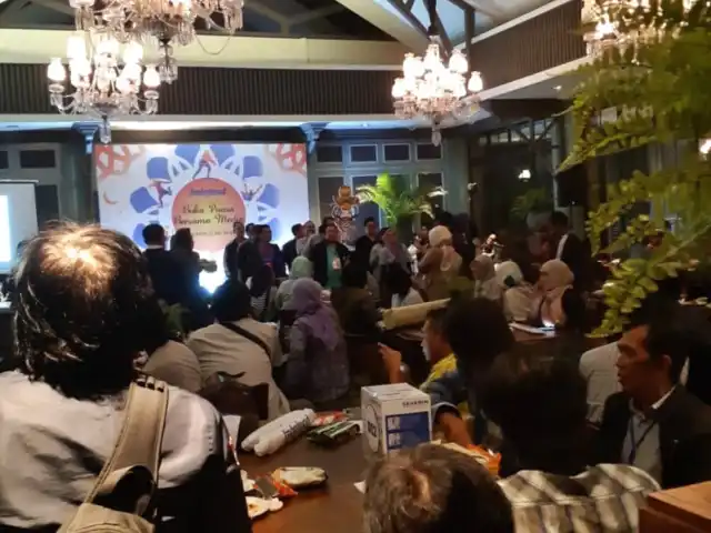 Gambar Makanan Suasana Restaurant 6