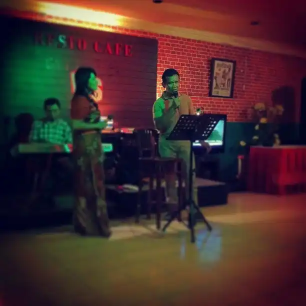 Gambar Makanan WS Resto Cafe & Live Music 2