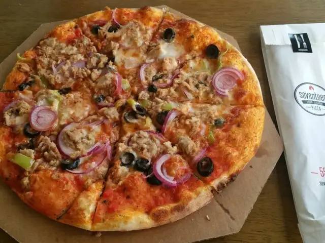 Seventeen Pizza'nin yemek ve ambiyans fotoğrafları 33