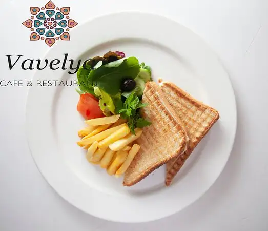 Vavelya Cafe & Restaurant'nin yemek ve ambiyans fotoğrafları 2