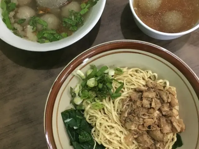 Gambar Makanan Bakso & Mie Ayam Ortega 5