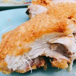 Belacan Fried Chicken Food Photo 5