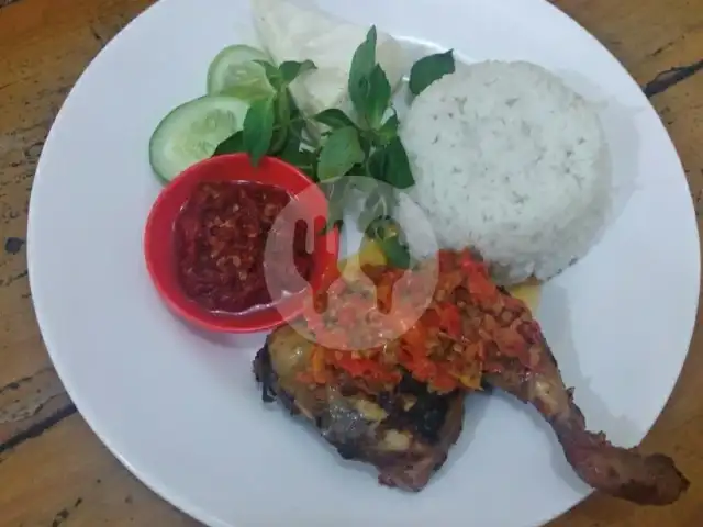 Gambar Makanan Ayam Bakar Mbah Somo, Rawamangun 10