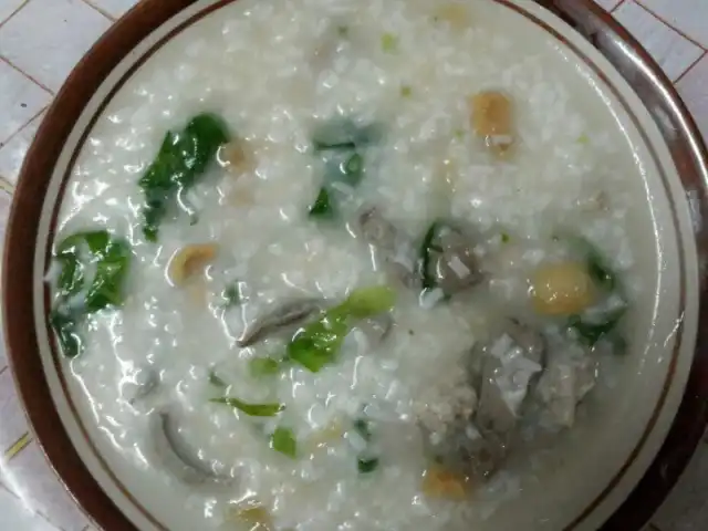 Gambar Makanan Bubur Babi Singkawang 1