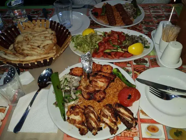 Şanlı Urfa Beyzade Kebap Lahmacun Salonu'nin yemek ve ambiyans fotoğrafları 16