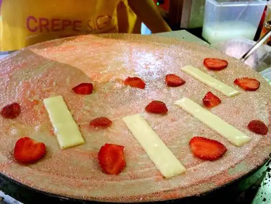 Gambar Makanan Crepe Signature 5