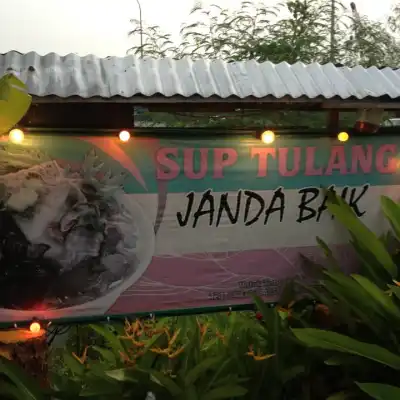 Sup Tulang Janda Baik