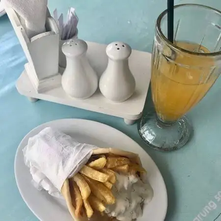 Gambar Makanan Warung Souvlaki Seminyak 14