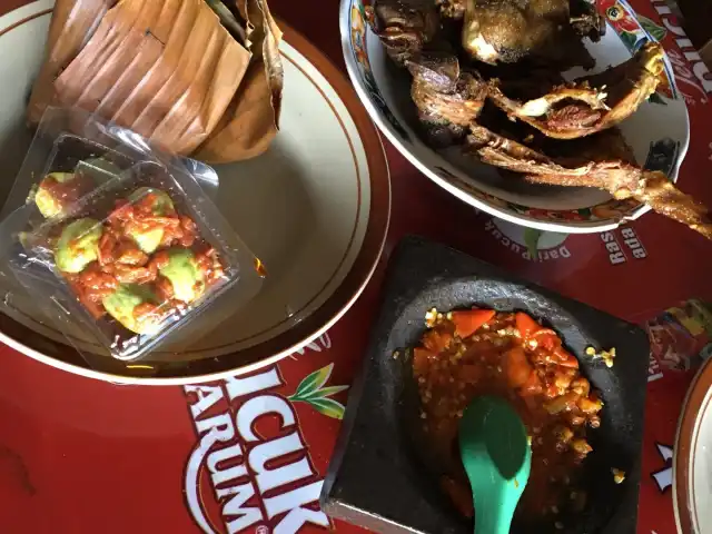 Gambar Makanan Ayam Goreng Bu Toha 15