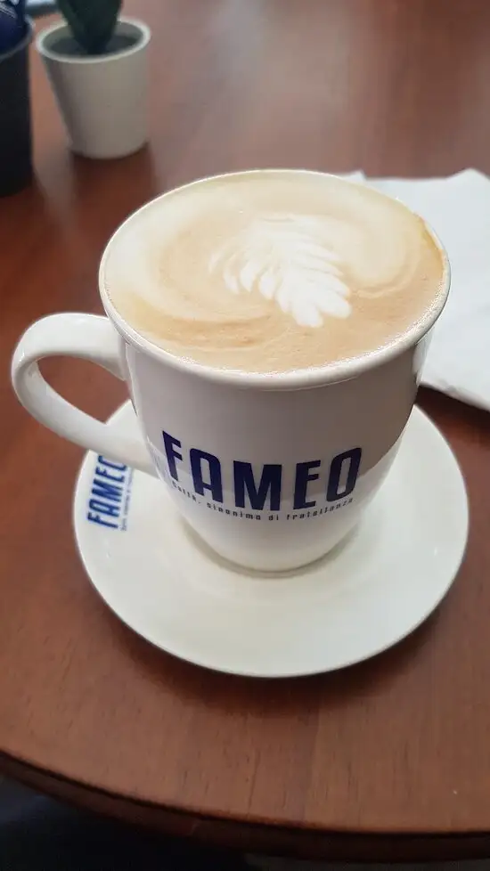 FAMEO Cafe'nin yemek ve ambiyans fotoğrafları 58