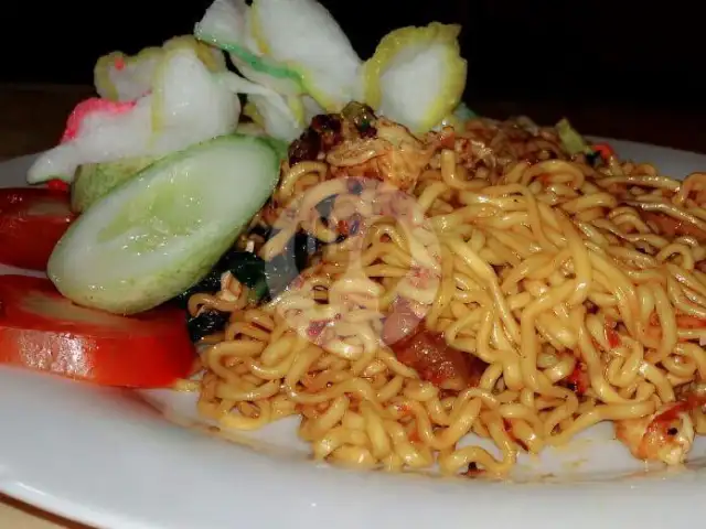 Gambar Makanan Nasi Goreng Kambing H Bisri, Matraman 11