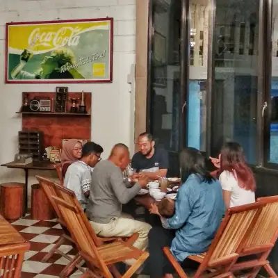 Pondok Bambu Pojok Kuliner