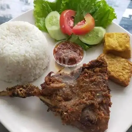 Gambar Makanan Rumah Bebek Khas Madura Denpasar, Tukad Badung IX No 9 Renon 15