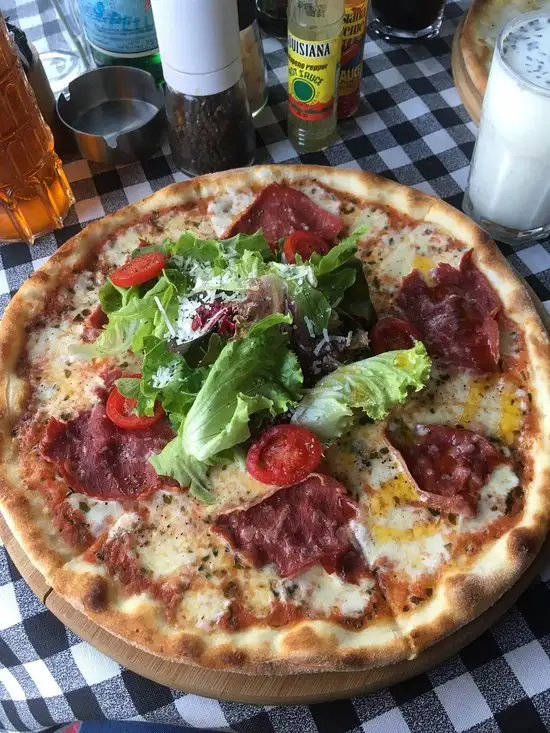 Double Zero Pizzeria'nin yemek ve ambiyans fotoğrafları 2