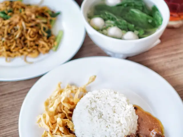 Gambar Makanan T&T Noodle House (Bakmi Camar) 8