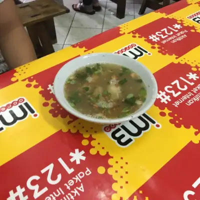 Sop Ayam Pak Min Klaten