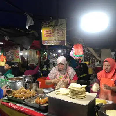 Pasar Malam Pak Tuyu